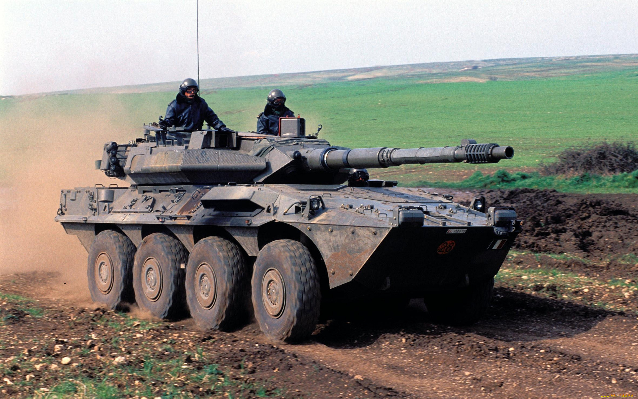 Автомобиль танк 2024. Танк b1 Centauro 120. B1 Centauro танк. B1 Centauro 105.